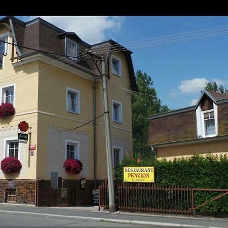 Penzion U Antonickova Pramene Mariánské Lázně Exterior foto