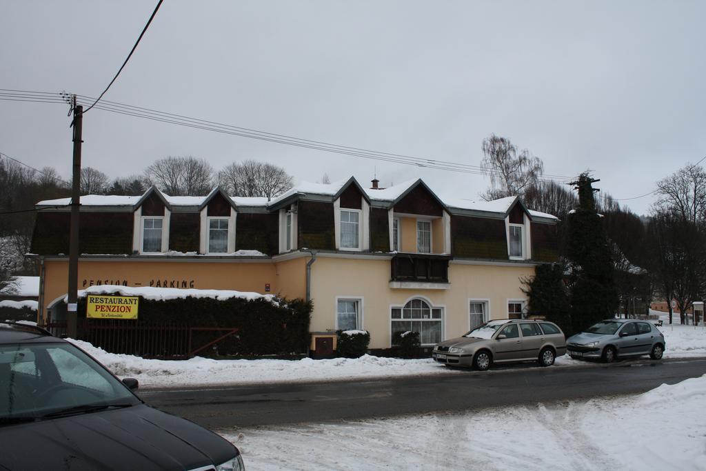 Penzion U Antonickova Pramene Mariánské Lázně Exterior foto