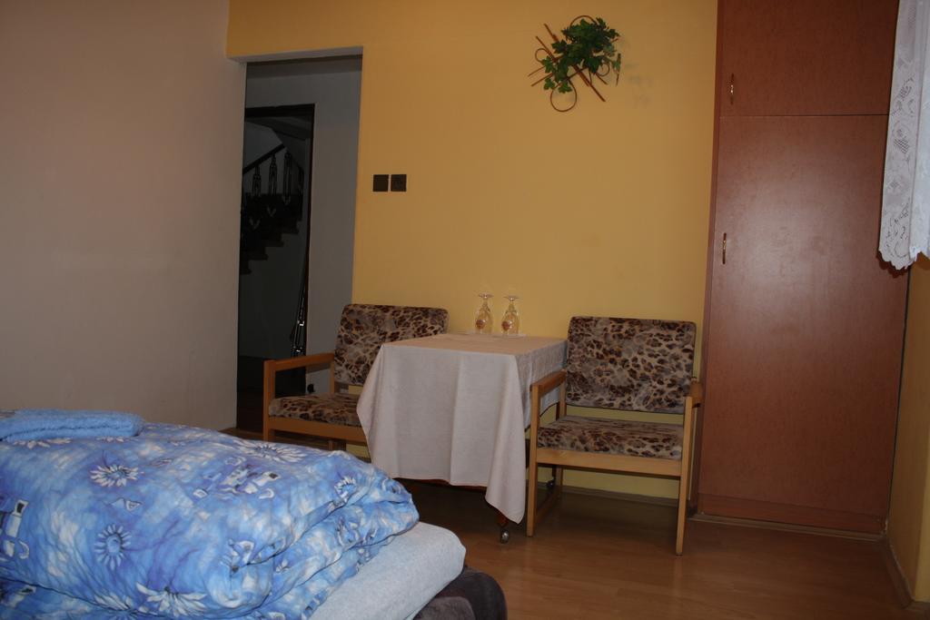 Penzion U Antonickova Pramene Mariánské Lázně Exterior foto