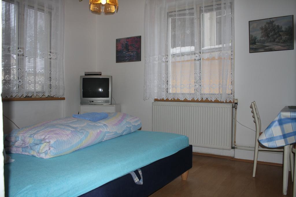 Penzion U Antonickova Pramene Mariánské Lázně Exterior foto