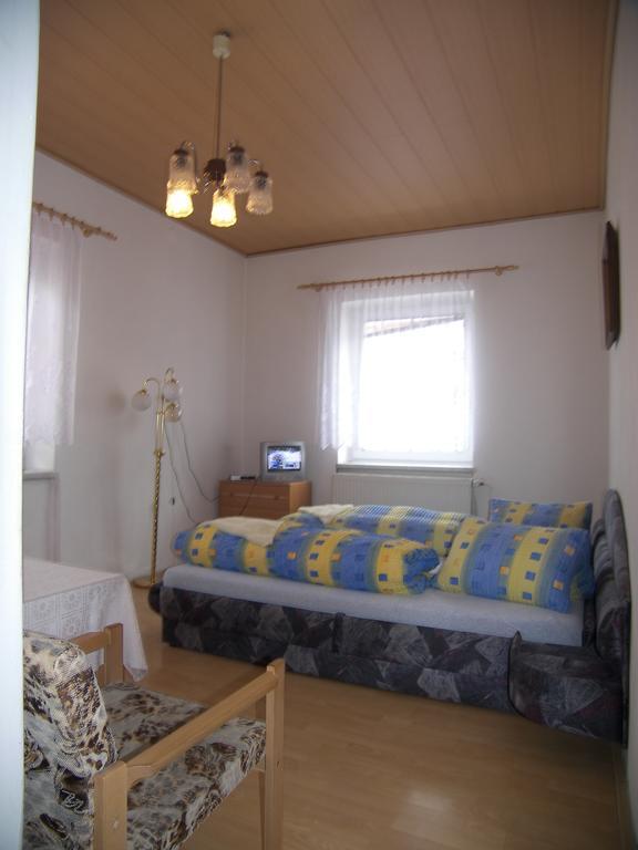 Penzion U Antonickova Pramene Mariánské Lázně Habitación foto