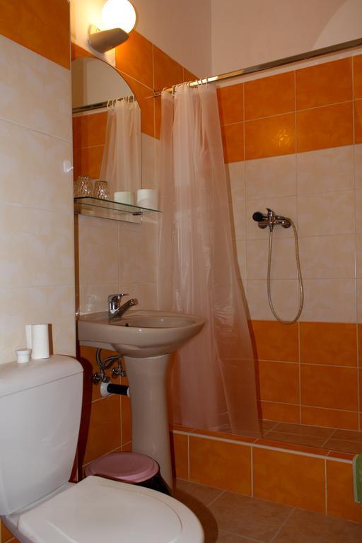 Penzion U Antonickova Pramene Mariánské Lázně Exterior foto