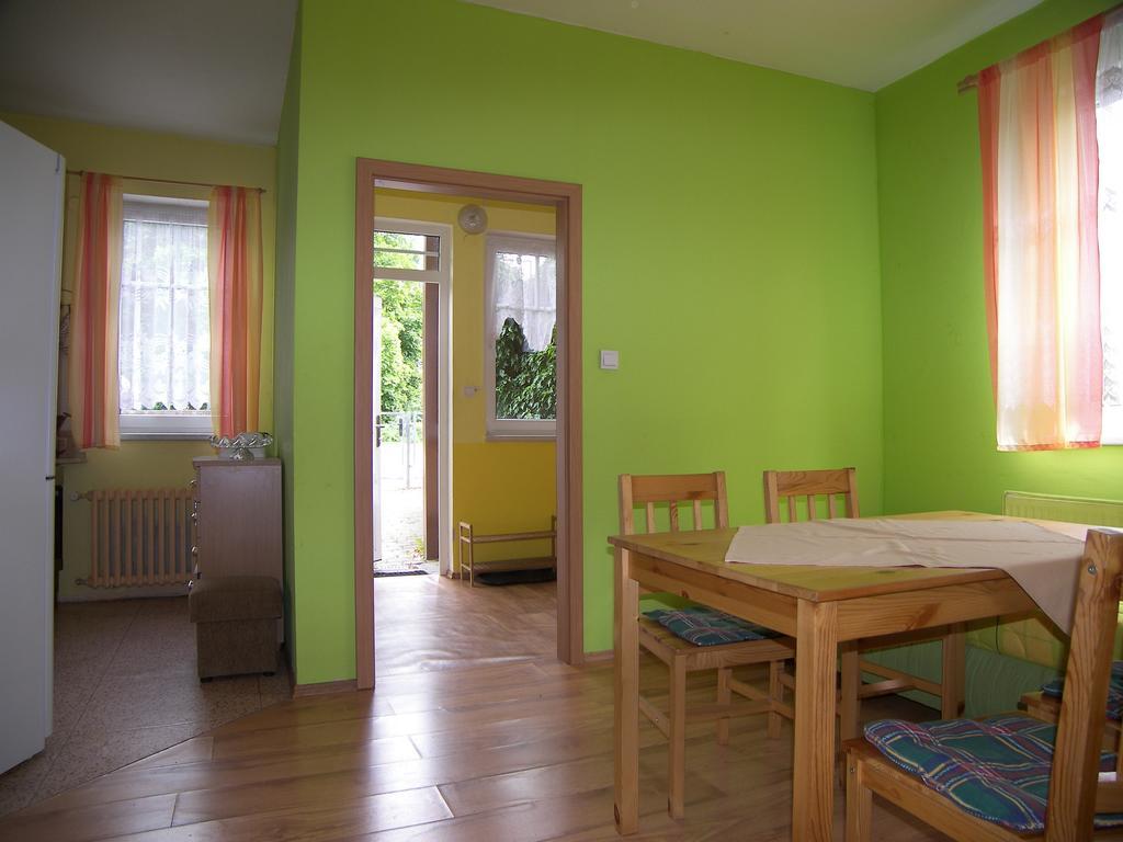 Penzion U Antonickova Pramene Mariánské Lázně Exterior foto